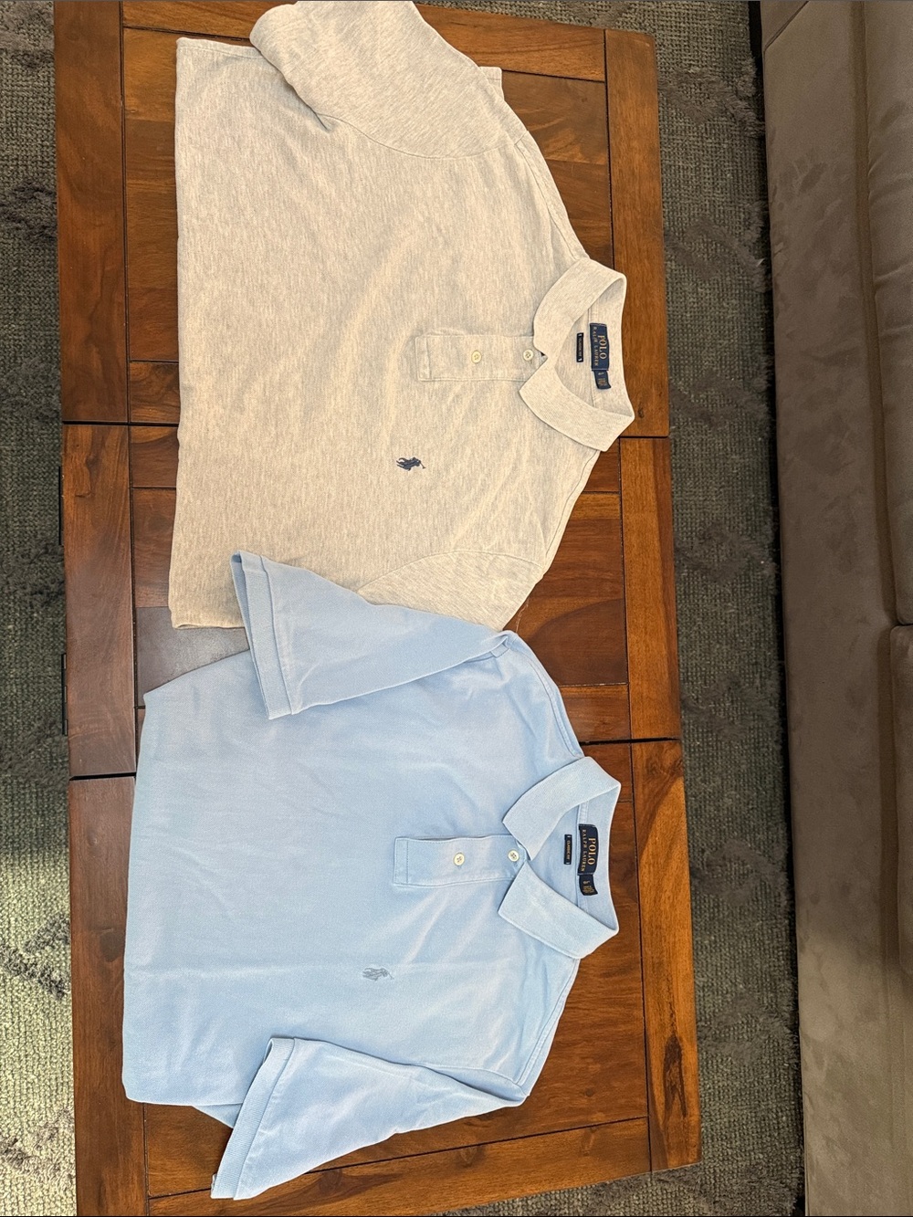 2 Polo by Ralph Lauren Men’s Polo Shirts in Light Blue and Heather Gray. Size L